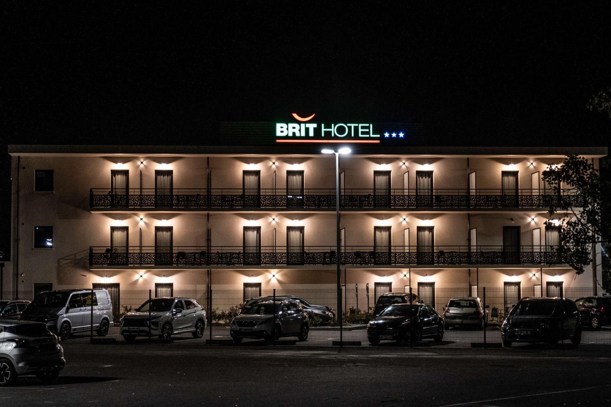 Brit Hotel Privilege ฟีแฌก ภายนอก รูปภาพ