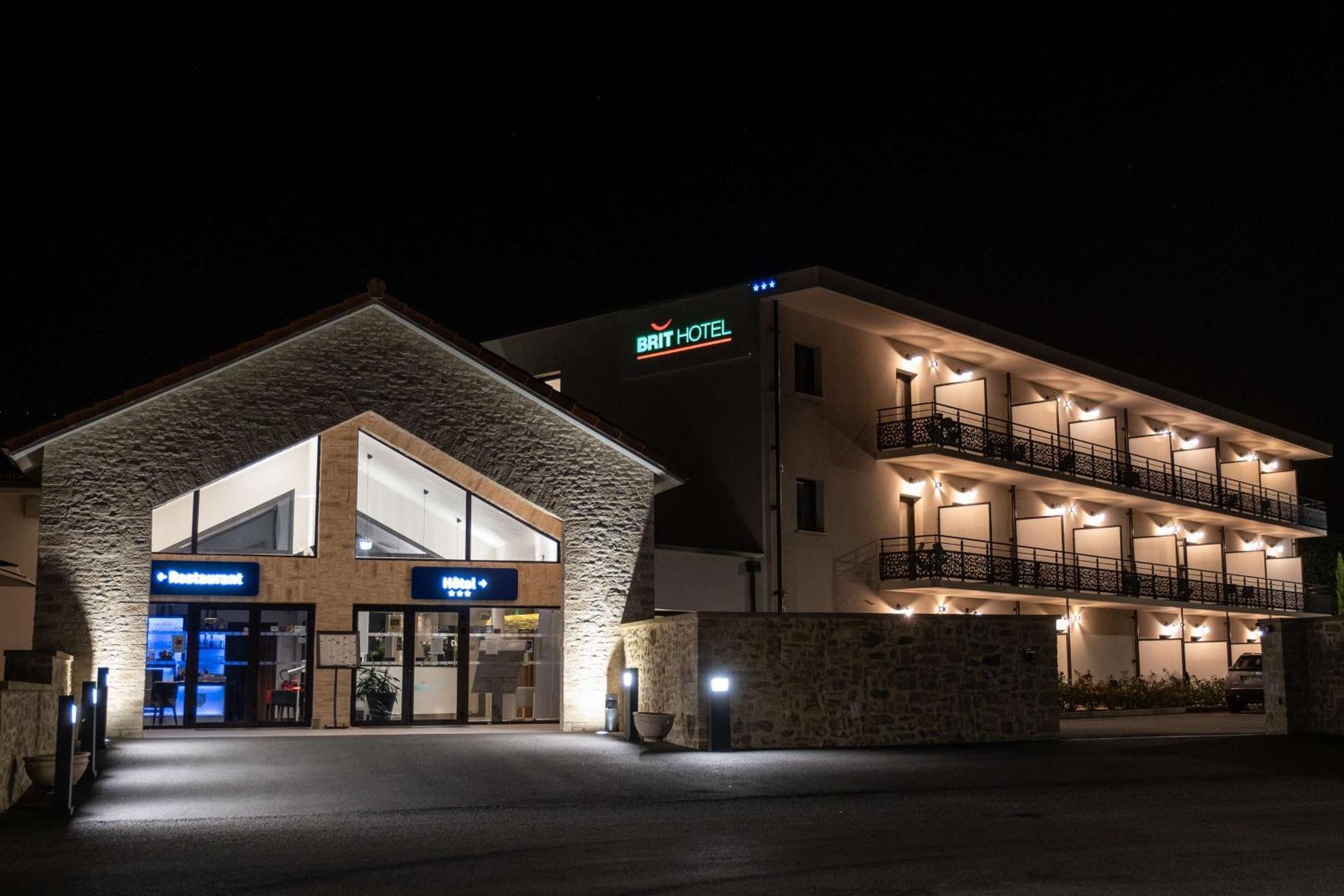 Brit Hotel Privilege ฟีแฌก ภายนอก รูปภาพ