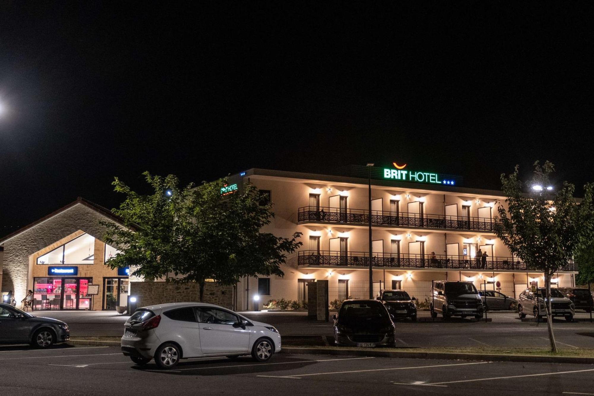 Brit Hotel Privilege ฟีแฌก ภายนอก รูปภาพ